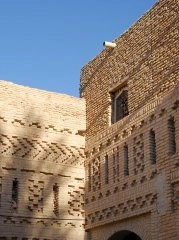 Un voyage pense vignette